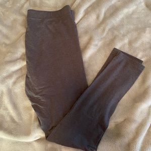SOLD ON CURTSY Aeropostale Gray Leggings